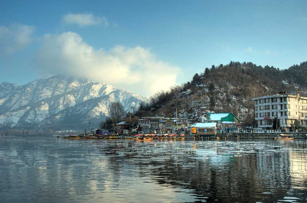3 Nights / 4 Days KASHMIR DELIGHT TOUR