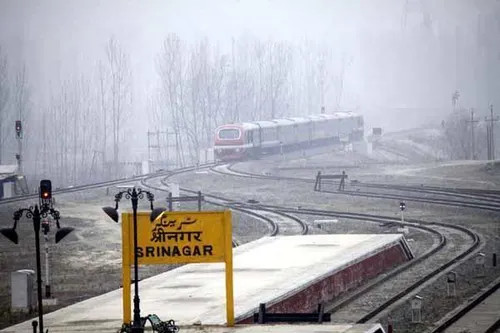 Kashmir with Gurez Valley Tour – 5 Nights / 6 Days (3★ Deluxe Package)