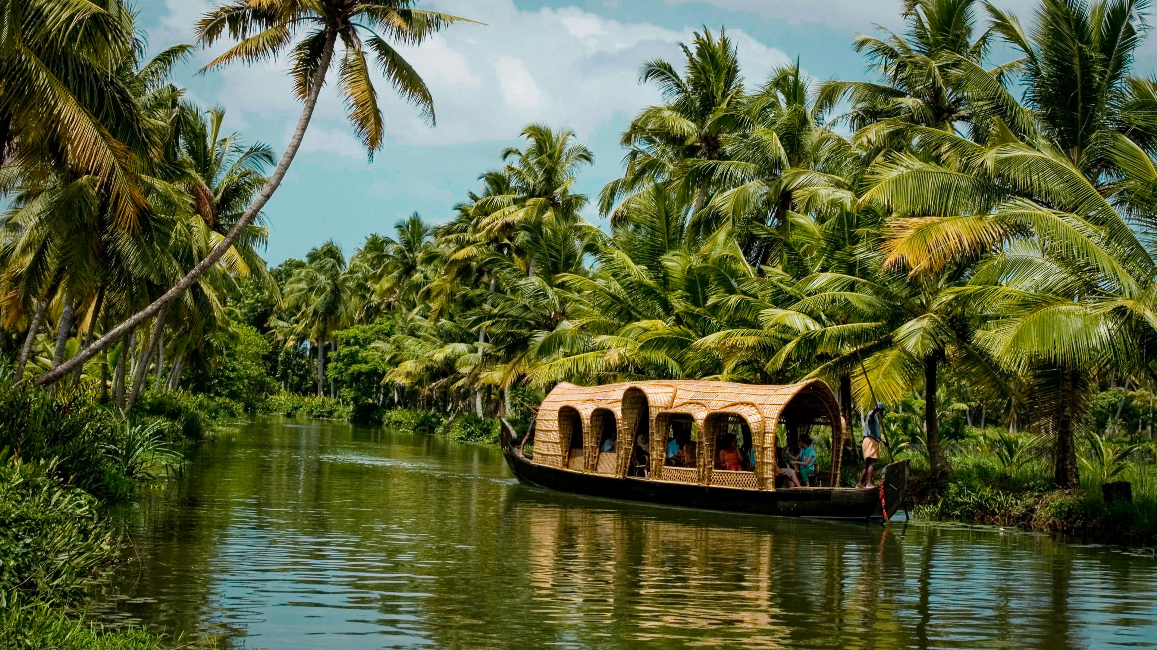 Kerala Tour Package – 4 Nights / 5 Days